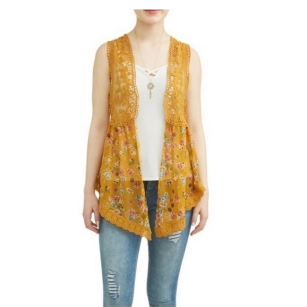 No boundries ❤ chiffon Gold sheer lace boho vest